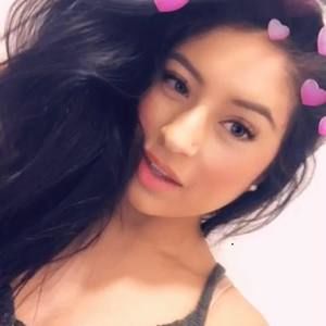 Meet your Posher, Azriella